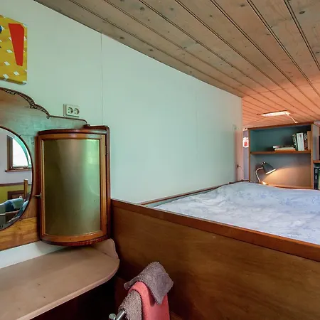 Bådhotel Ship *